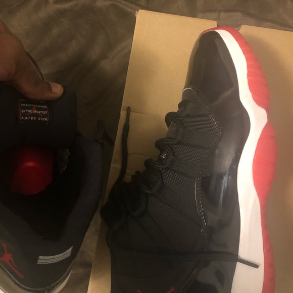 Shoes - Picture 4 of 8